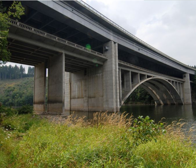 大桥改造工程防撞墩施工方案