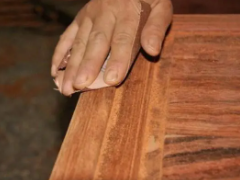 木料表面施涂丙烯酸清漆磨退施工工艺