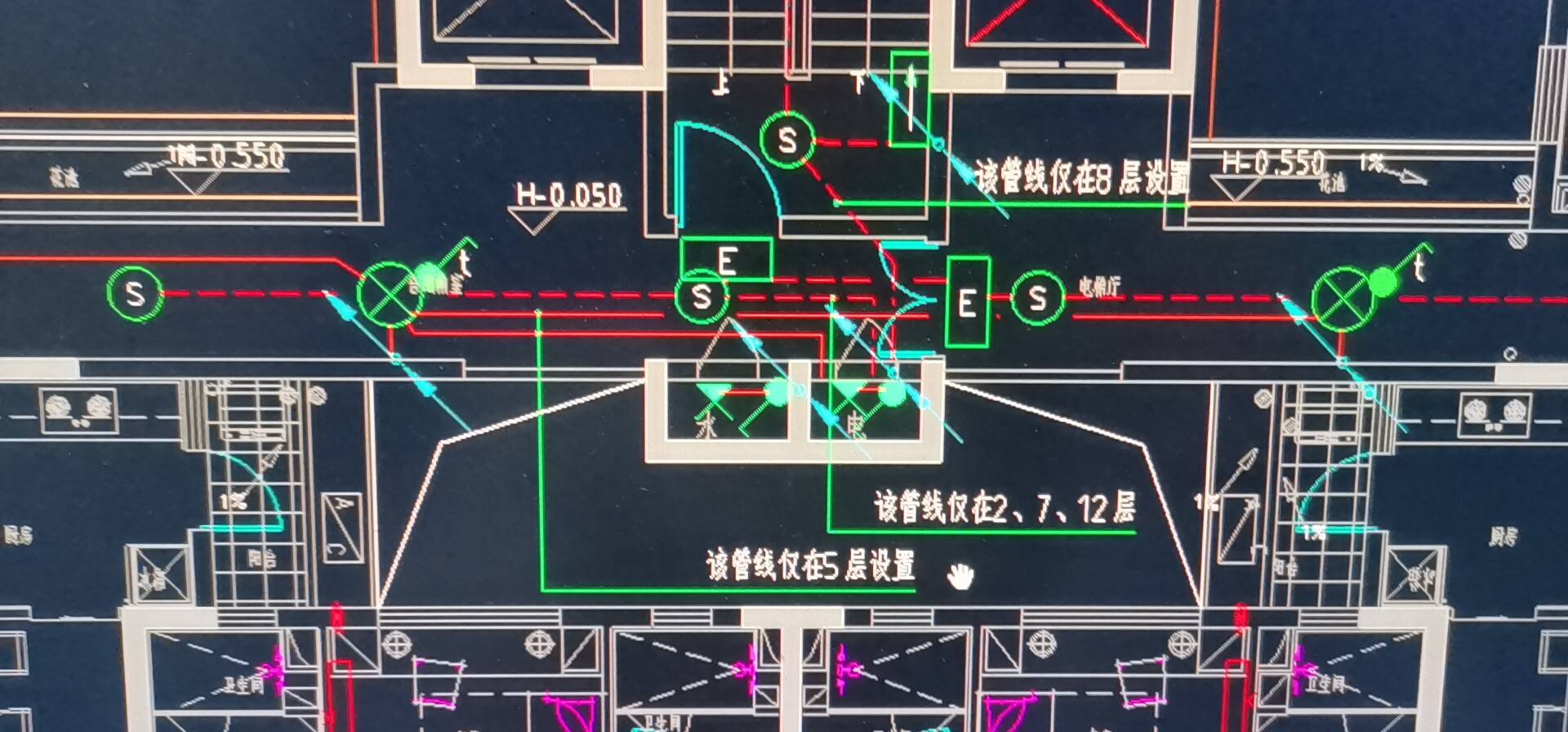 老师您好，我有一份图纸，只有图纸说明配电箱安装方式和电箱系统图，在实际每一层把配电箱图例画出来，我怎么样才能把工程量算出来