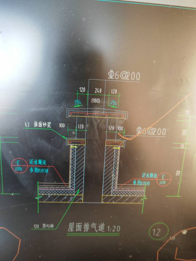 老师扶手压顶模板的长度怎么计算是计算压顶的长度还是计算两侧模板的长度