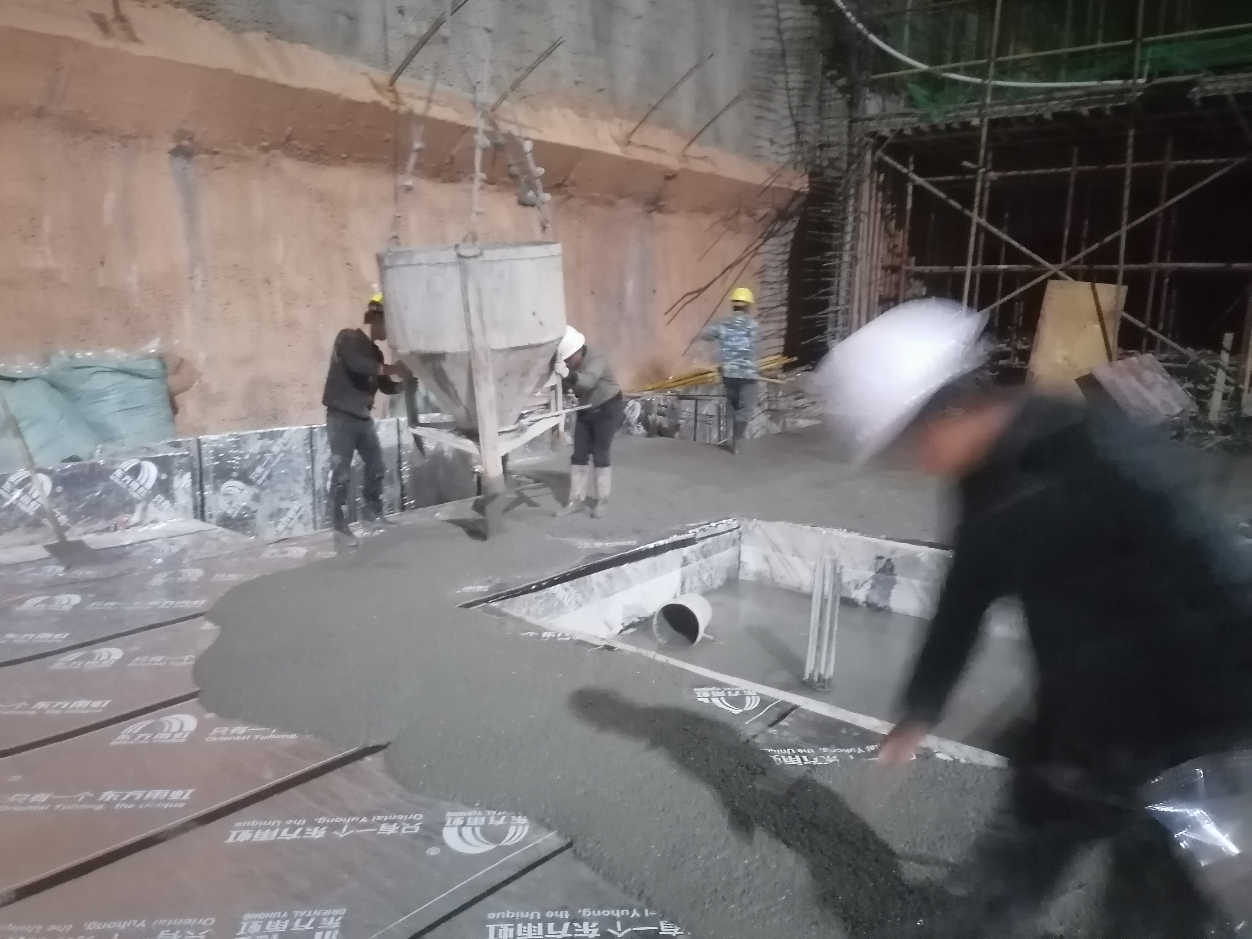 混凝土泵送  请问这属于泵送吗